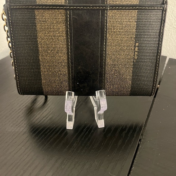Vintage Fendi Wallet w/Key ring - Picture 8 of 8